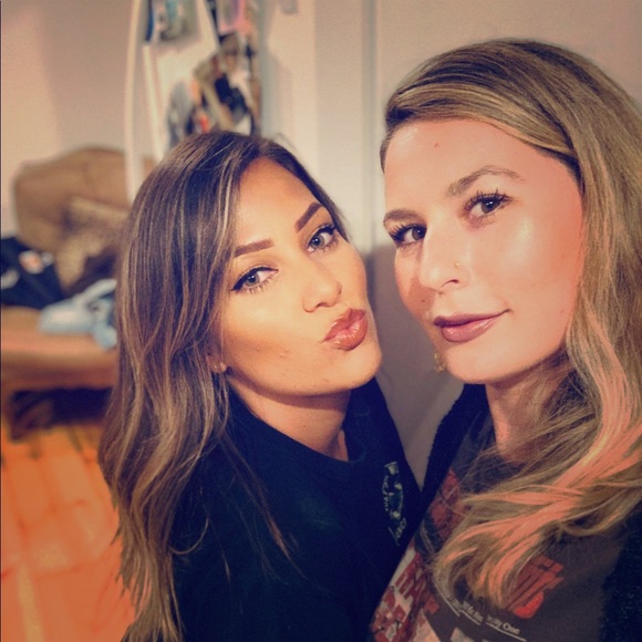 Meet your Posher, Palmer - Picture 1 of 1